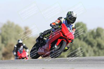 media/Dec-01-2025-Moto Forza (Mon) [[2daa91e15f]]/2-Intermediate Group/Session 2 Turn 9 Entry/